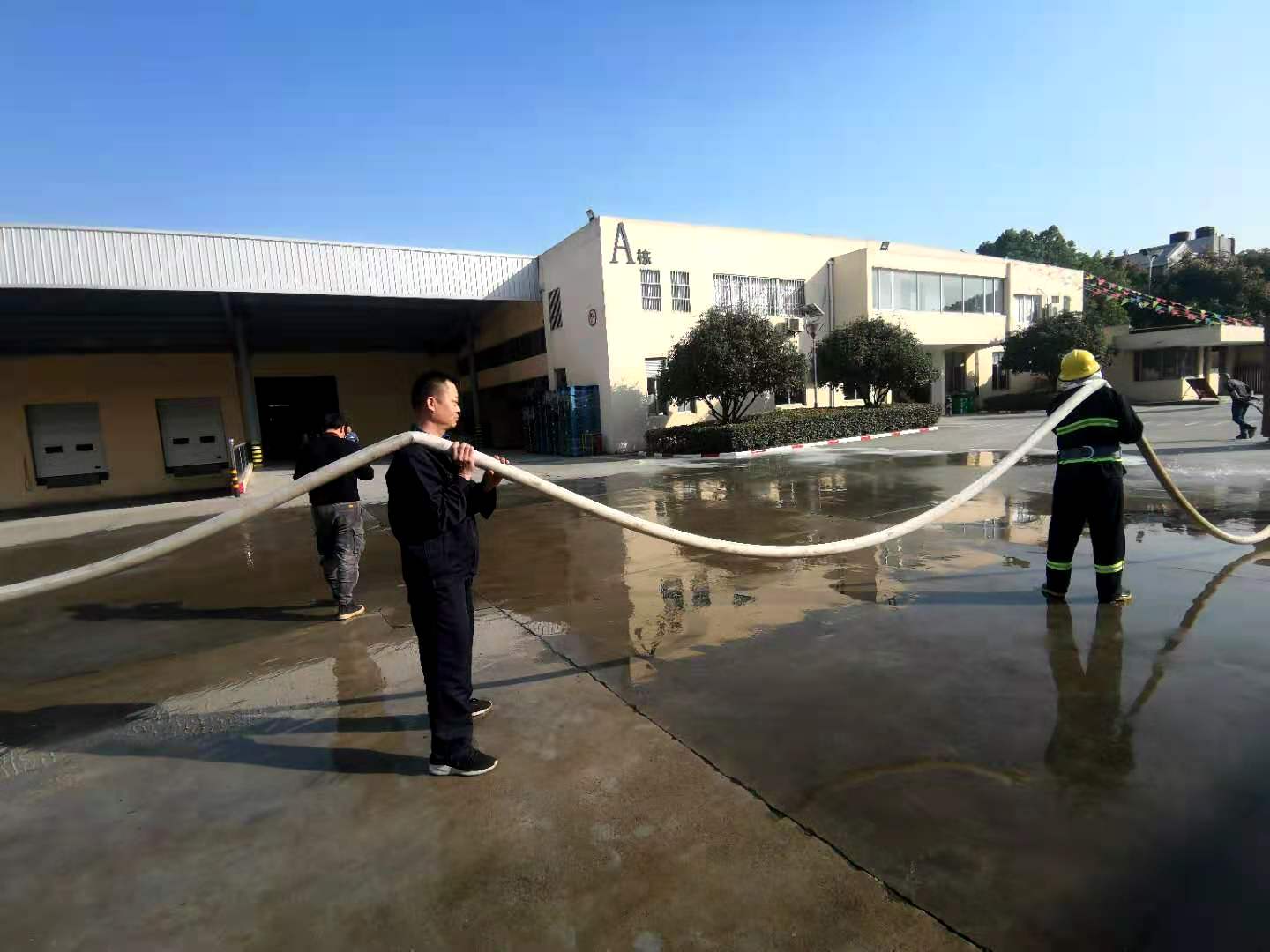 如何斷開和停止發電機？
